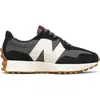 Image de New Balance, Femmes, Baskets, Chaussures 327, Noir, (41.5)
