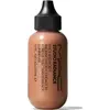 Image de MAC Cosmetics, Fond de teint, Studio Radiance Face and Body Radiant Sheer Foundation (W4)