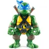 Image de Mondo Teenage Mutant Ninja Turtles Soft Vinyl Figurine Leonardo 25 cm