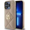 Image de DKNY DKHCP15LPQDSLE iPhone 15 Pro 6.1" be owy/beige Logo de la pile matelassée (Apple iPhone 15 Pro), Coque pour téléphone portable, Beige