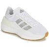 Image de Baskets basses adidas AVRYN_X femme