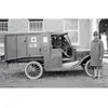 Image de ICM Modèle T 1917 Ambulance avec personnel médical américain