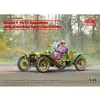 Image de ICM Modèle T 1913 Speedster avec conducteurs de voitures de sport américaines
