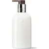 Image de Molton Brown, Crème pour les mains, Handlotion Coastal Cypress & Sea Fennel (300 ml)