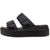 Image de Crocs Sandales À Enfiler Crocs Brooklyn Buckle