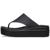 Image de Mules Et Sabots Crocs Brooklyn Flip W Pour Femme