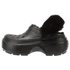 Image de Crocs Sabots Ã Semelle CrantÃ©e Pour Femmes Couleur Noir