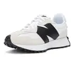 Image de New Balance Baskets New Balance 327 Blanches - 38