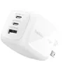 Image de Belkin BoostCharge Pro - Adaptateur secteur - GaN - 70 Watt - PD 3.1/PPS - 3 connecteurs de sortie (2 x USB-C, USB) - blanc - avec kit d'adaptateur de voyage
