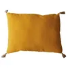 Image de Enjoy Home - Coussin rectangulaire Panama avec 4 pompons en jute - 70 cm x 50 cm - Jaune moutarde - Panama