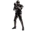 Image de Figurine Hot Toys MMS621 - Star Wars - Death Trooper Black Chrome Version