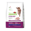 Image de 3kg Sterilised à la dinde Natural trainer croquettes+ 4x85g poulet Natural trainer sachets pour chat