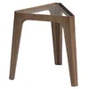 Image de Ángel Cerdá - Table d appoint triangulaire en verre trempé et bois de noyer - Design moderne et compact pour salon, chambre ou espace lecture - 45 x 39 x 42 cm