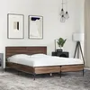 Image de vidaXL Cadre de lit chêne marron 140x200 cm bois d'ingénierie et métal