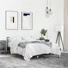 Image de vidaXL Cadre de lit chêne fumé 140x190 cm bois d'ingénierie et métal