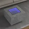Image de vidaXL Table basse avec LED gris béton 60x60x40 cm bois d'ingénierie847570