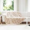 Image de vidaXL Couverture en Fourrure de Lapin SynthÃ©tique Beige 220 x 240 cm