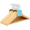 Image de Cintres en bois massif antidérapant, Couleur Boisée + Argent / 10 CRW006N01
