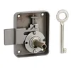 Image de Serrure de meuble Paris pour porte d'ameublement, droite, axe 35mm, 60x70mm, gris, 1 clé - Thirard