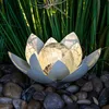 Image de Spetebo   Lampe solaire fleur de lotus LED avec boule en verre craquelé   25 cm diamètre   Éclairage blanc chaud   Alimentation solaire avec batterie