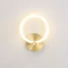 Image de Ensoleille   Applique murale LED dorée 10W   Lumière chaude 3000K   Acrylique et métal   Design moderne 19cm pour chambre et salon