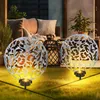 Image de Lampe solaire à brancher, lampe solaire, ronde, lampe d'extérieur, décoration de jardin, piquet de sol, effet lumineux, métal argenté antique, 2x led