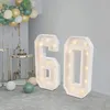 Image de 60 Light Anniversaire Décoration Light Up Chiffres Pour Décorations d'Anniversaire