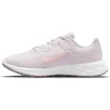 Image de Nike Revolution 6 Nn Sportschoenen Dames - Maat 37.5