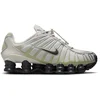 Image de Nike Shox TL - Maat 36.5 - Light Bone/Olive Aura/Metallic Silver/Off Noir / Wit Groen - Shox - Lifestyle - Dames Sneakers voor Vrouwen