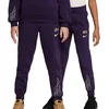 Image de Nike kylian mbappã© club fleece joggingbroek in de kleur paars.