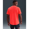 Image de NIKE - miler men's dri-fit uv ss t-shirt - Hardloop t-shirt korte mouw zomer heren - Rood