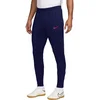 Image de Nike strike dri-fit voetbalbroek in de kleur blauw.