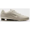 Image de Nike Shox Z - Sneaker - Beige/Zwart - Maat 39 Unisex