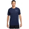 Image de Nike dri-fit advantage stride top in de kleur marine.