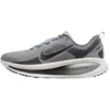 Image de Nike vomero 18 in de kleur grijs.