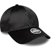 Image de New Era New York Yankees Dames Satin Rhinestone 9fortyâ® Ca 60691310 - Kleur Zwart - Maat 1SIZE