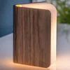 Image de Gingko Mini Booklight Walnoot Hout