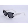 Image de Max&co. MO0107 Shiny black 53/15/140 WOMAN Zonnebrillen