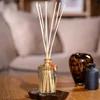 Image de Durance - Groot formaat geur verspreider - Amber - Grand Diffuseur De Parfum Ambre Précieux - Stokjes - 6 maanden