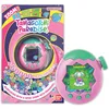 Image de Bandai - Tamagotchi Paradise Earth - Virtueel dier om op te voeden - Tamagotchi met zoomwiel - Interactief speelgoed in het Engels - Roze en groene aarde model - Kinderspeelgoed 6 jaar en + - 43421