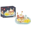 Image de Janod In De Keuken - Mijn Eerste Eierdopje - Deze Houten Speelset Bestaat Uit: Een Ei, Eierdopje, Twee Soldaatjes, Twee Plakjes Kaas, Een Lepel, Zout En Een Mooi Dienblad - Geschikt Vanaf 3 Jaar