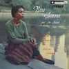 Image de Nina Simone, Chris Connor, Carmen McRae - Nina Simone And Her Friends An Intimate Variety Of Vocal Charm (LP) (Coloured Vinyl) (Remastered)