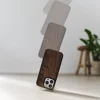Image de Woodcessories Magnetic Wooden Case - geschikt voor iPhone 14 Plus - ingelegd met echt walnoot hout - geschikt voor MagSafe en draadloos laden