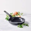 Image de Greenpan Essence Koekenpan met Keramische Antikleeflaag - PFAS vrij - Ø 24cm
