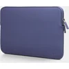 Image de Trunk Ribbed Velvet sleeve MacBook Pro/Air/Neo 13   Robuuste neopreen mix buitenkant   Super zacht en pluizig binnenin   Niet-krassende YKK-rits - Blauw