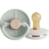 Image de Frigg Little Viking Fopspeen - Rond - 2 Stuks - 0-6 Mnd - Sage/Cream