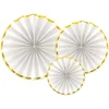 Image de PARTYDECO - 3 witte en gouden papieren rozetten 40, 32 en 23 cm voor decoratie