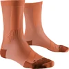 Image de X-SOCKS Gravel Discover Crew Socks - Hoogwaardige functionele sokken voor gravelbiken, verbeterde thermoregulatie, luchtstroom en bescherming op meerdere niveaus - Oranje, 45-47