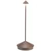 Image de Pina Pro Corten LED tafellamp, oplaadbaar en dimbaar, draadloos, Saffraan, 2200-2700-3000K, IP54, 12 uur batterijduur