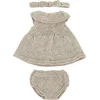 Image de ML Poppen: KLEDIJ SET GEBREID linnenkleur meisje 32cm, 3-delig, kleedje, broekje en haarlint, eco en gerecycleerd, op kleerhanger, 3+